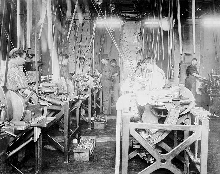 1903 factory scene