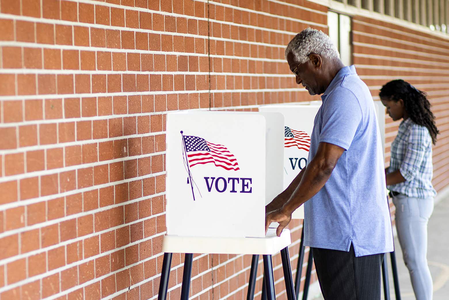 people voting